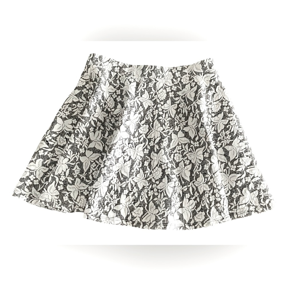 Forever 21 Lined Mini Skirt Floral Butterfly Off White & Gray Women’s Size M
